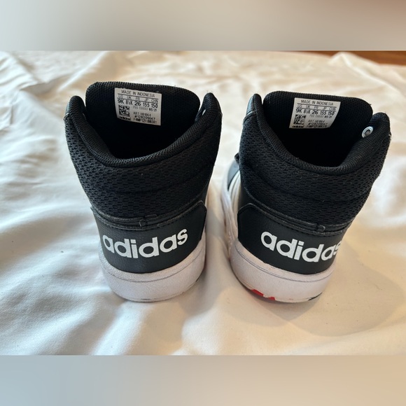 Addidas black hightop sneaker. Unisex, very versitial - Picture 2 of 4